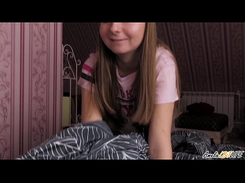 ❤️ Blondie onun BFF-ni dərindən sorur və ağzına boşaldır ️ Porn video bizdə az.passionateembracespotlight.ru ❌️